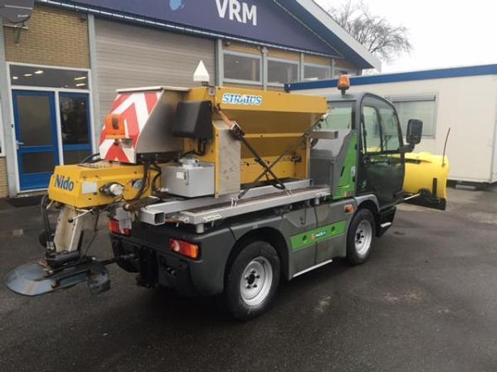 Gebruikt Ausa M200H met zoutstrooier