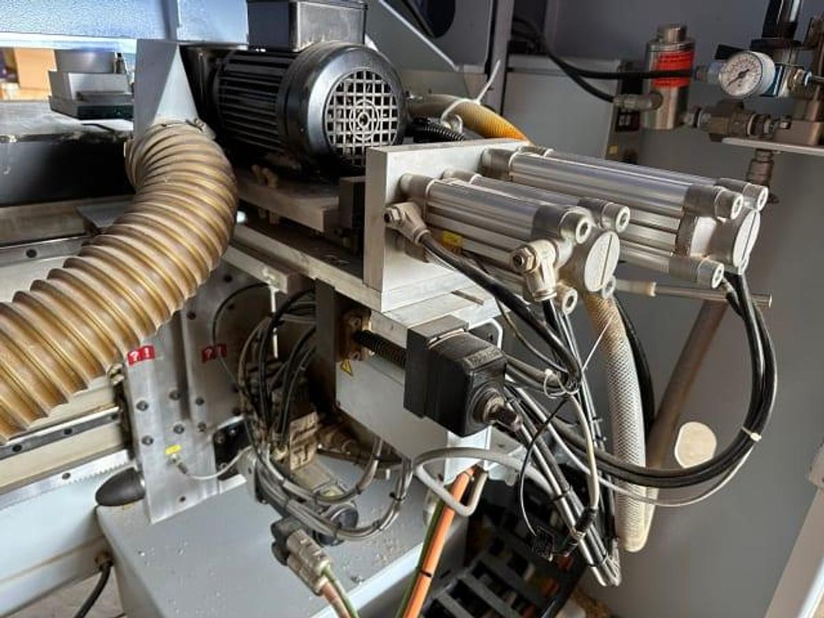 Used Weeke ABD 050 12 Automatic Dowelling Machine