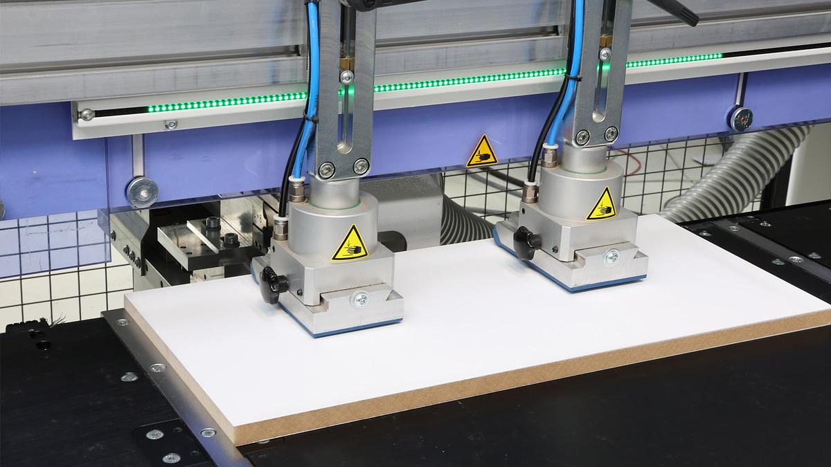 DRILLTEQ D-110 CNC Drilling and Dowel Machine