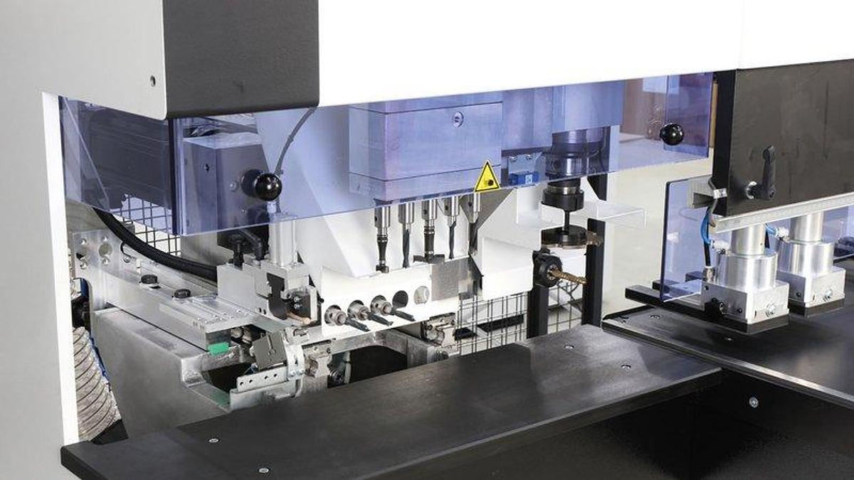 CNC-Drilling and Dowel Insertion Machine DRILLTEQ D-510