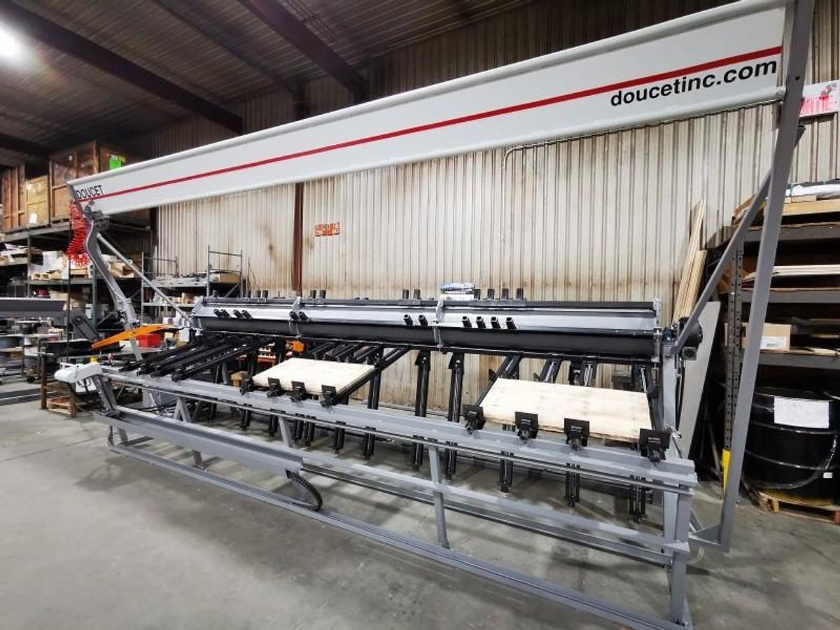 Doucet – SRX Hydraulic Clamp Carrier