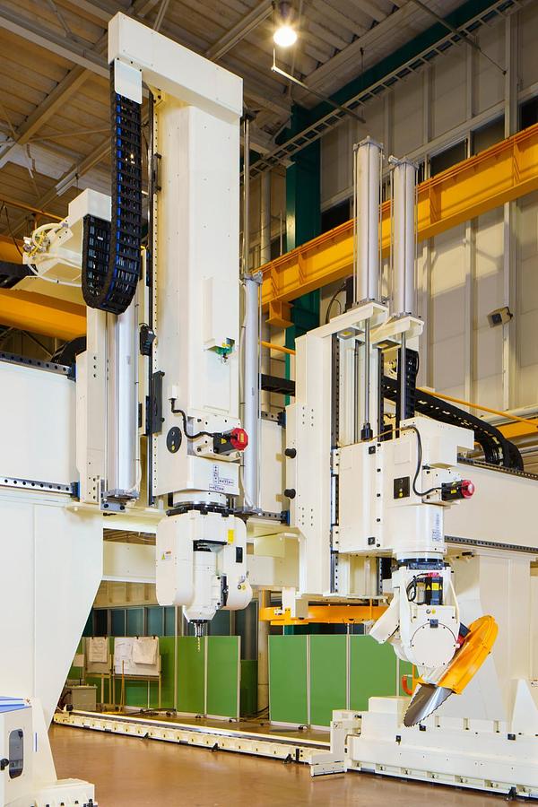 HEIAN Large-Format 5-Axis Series CNC Routers