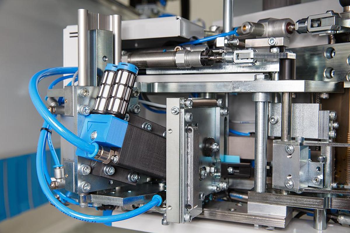 Vector Revolution 180 Contour Edgebander
