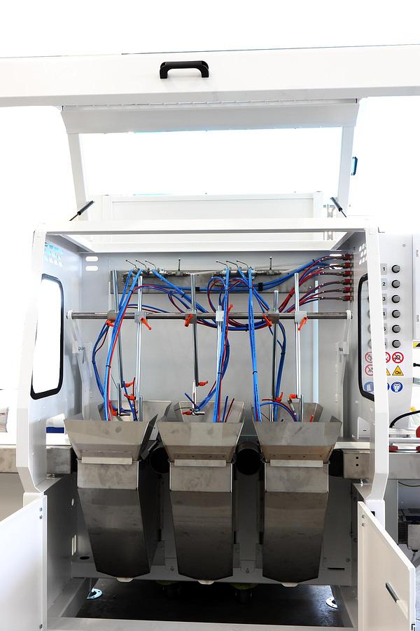Makor Spray Machines – IRIDE UV