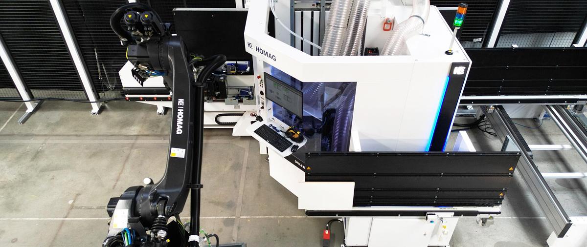 HOMAG FEEDBOT D-310 Robotic Material Handling – DRILLTEQ V-310 Integration