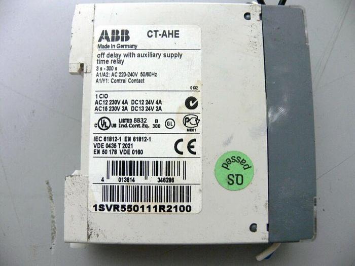 Used Lot of 5 ABB B6-40-00-F Mini Contactors + ABB CT-AHE 1SVR550111R2100