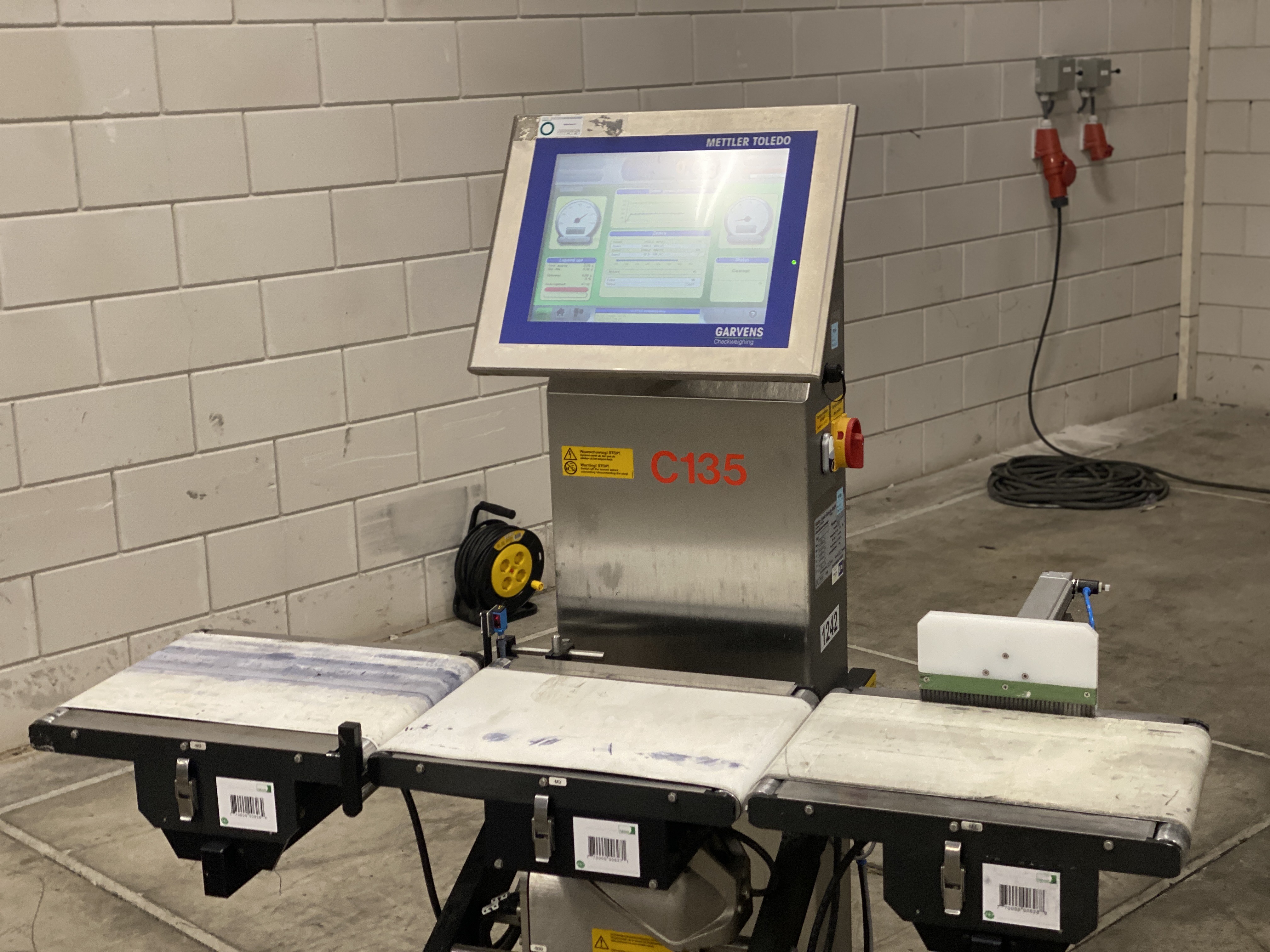 Used 2013 Mettler Toledo Garvens XS checkweigher