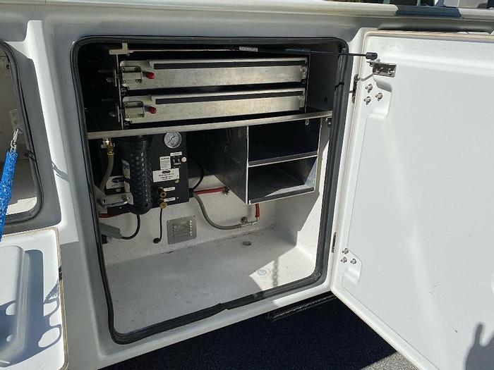 Used 2017 Ford F450 XL Altec AT200A 35' Bucket Truck - 69610