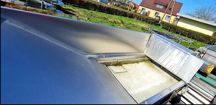 Used Przenośnik z zasypem i podestem