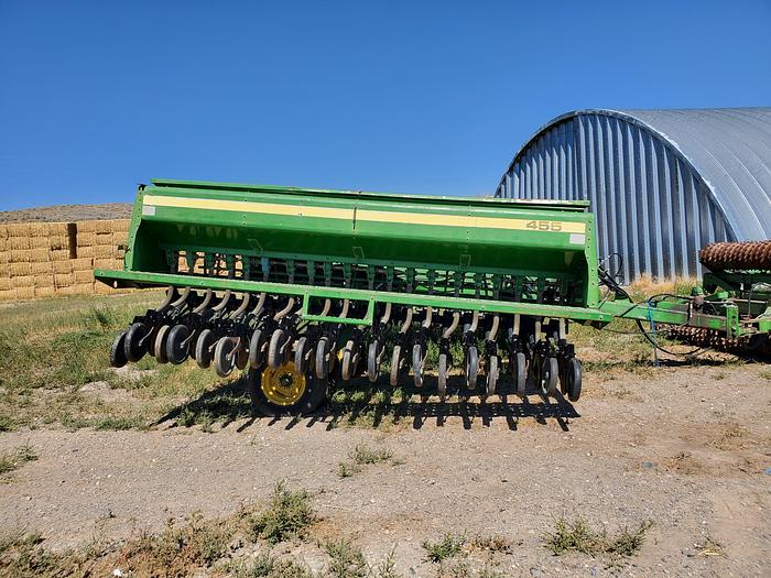 Used 25' John Deere 455 Grain Drill w/ Small Seed Box