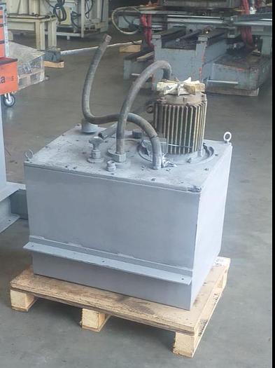 Used OMCN 200 TON HYDRAULIC PRESS