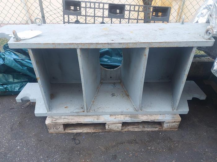 Used OMCN 200 TON HYDRAULIC PRESS