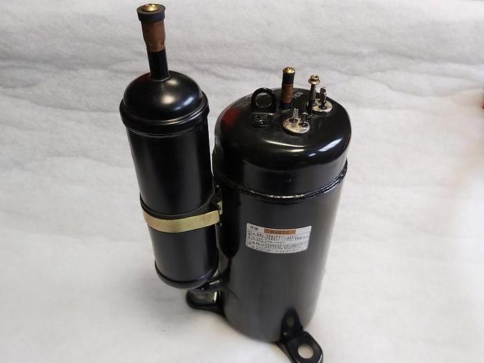 Automatischer Öl Temperaturregler, C-RN223H3C, Y000Z1120035, Makino,  neu