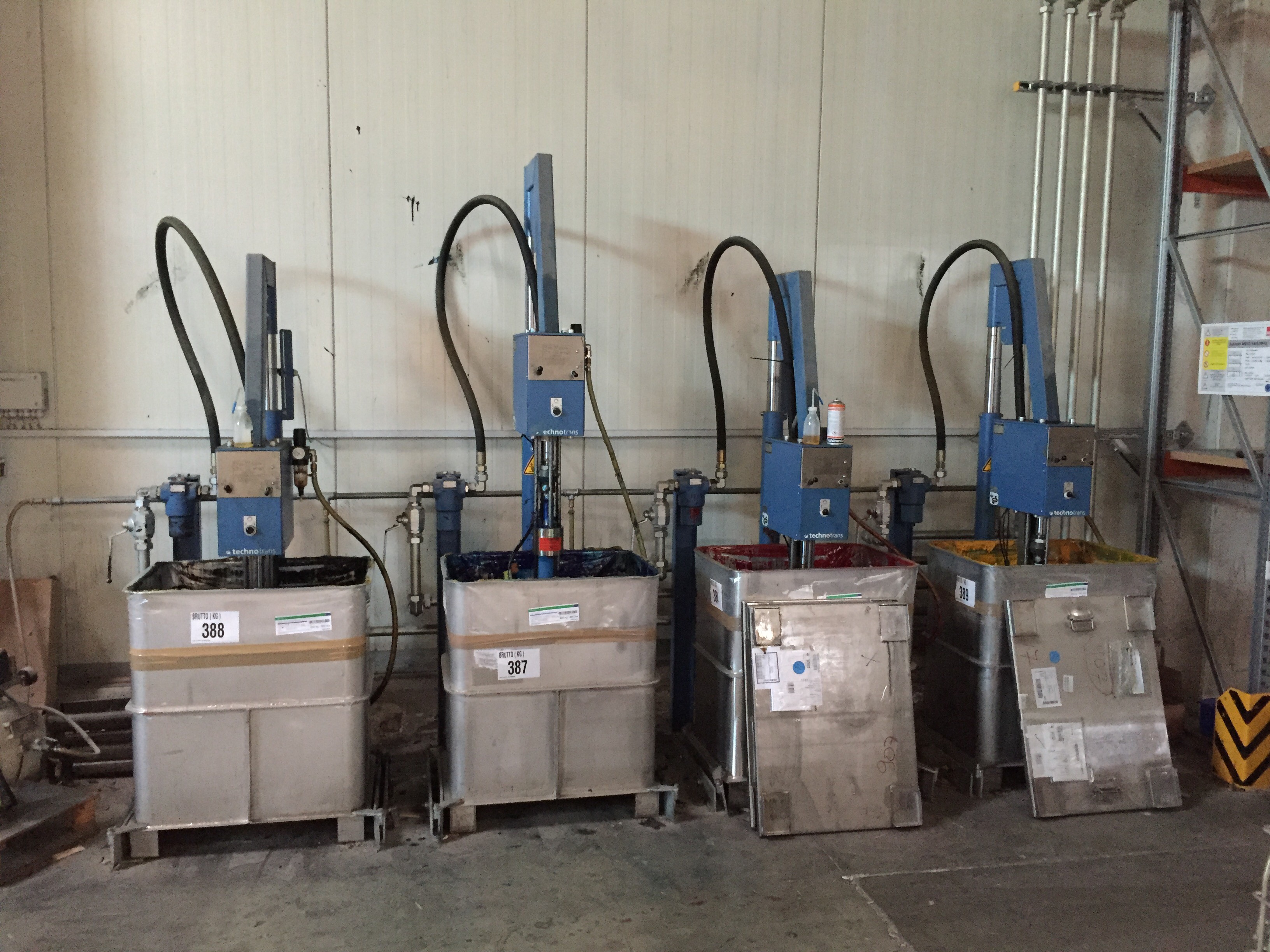 Used Technotrans paint conveyor system 4x TPB 3003612 for 300kg containers 2007