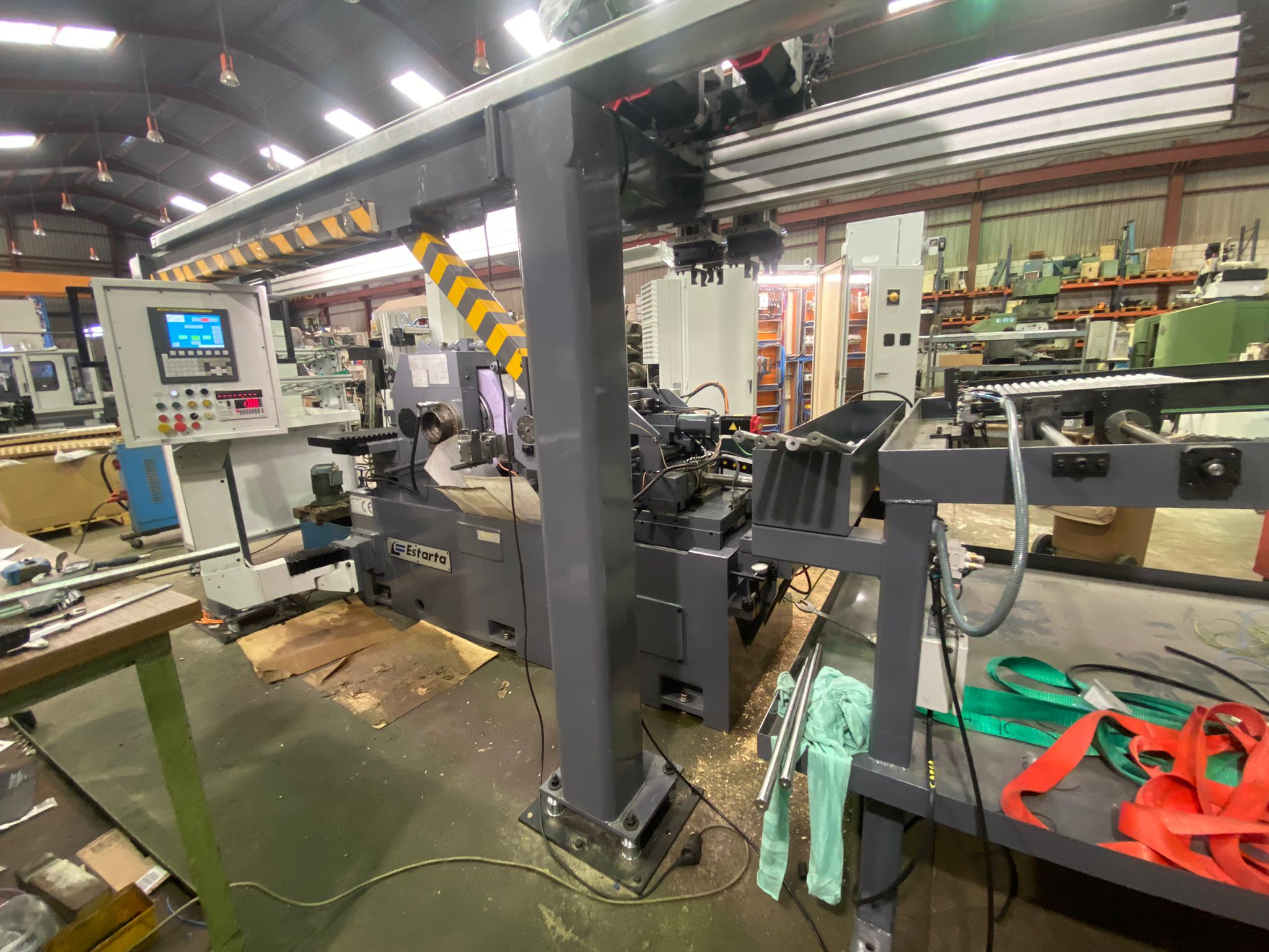 Usado 1997 ESTARTA 323 CNC Rectificadoras sin centros #4427