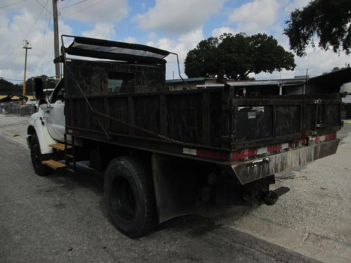 Used 2007 Ford F750 Conventional Dump Truck