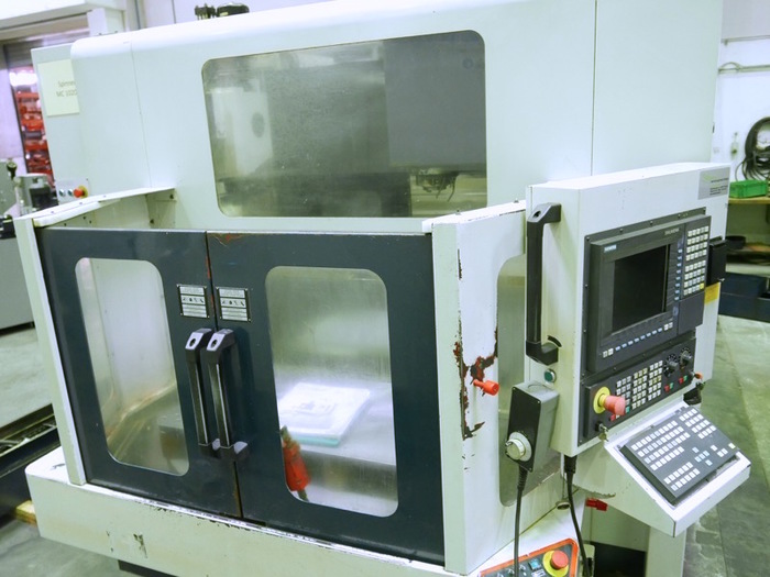 Used CNC machining center Spinner MC 1020