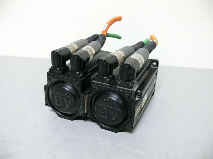 Used Allen Bradley MPL-B320P-MK74AA Kinetix Brushless AC Servo Motor 460V 5000 Rpm