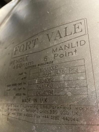 Used 1100L JACKETED MIXING TANK