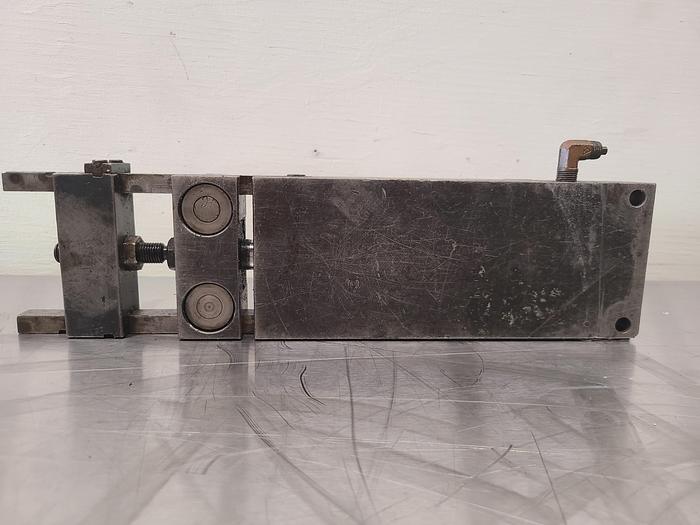 Used Rapid Air Automatic Stock Feed Model A6 Stamping Press Flat or Wire Feeder