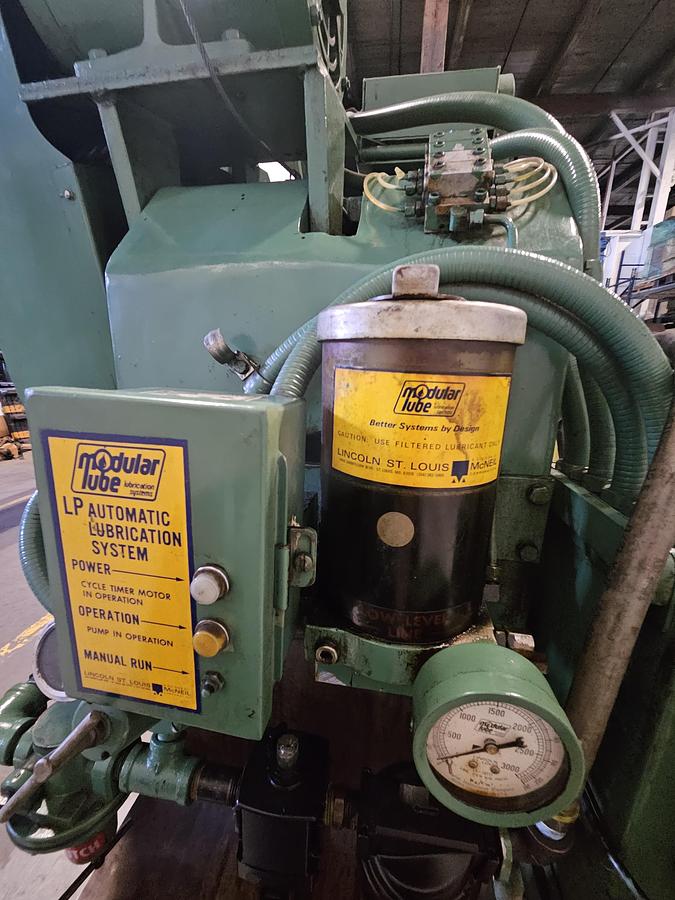Used 27 Ton L&J Punch / Trim Press Air Clutch Air Brake 2" Adj. with Palm Buttons