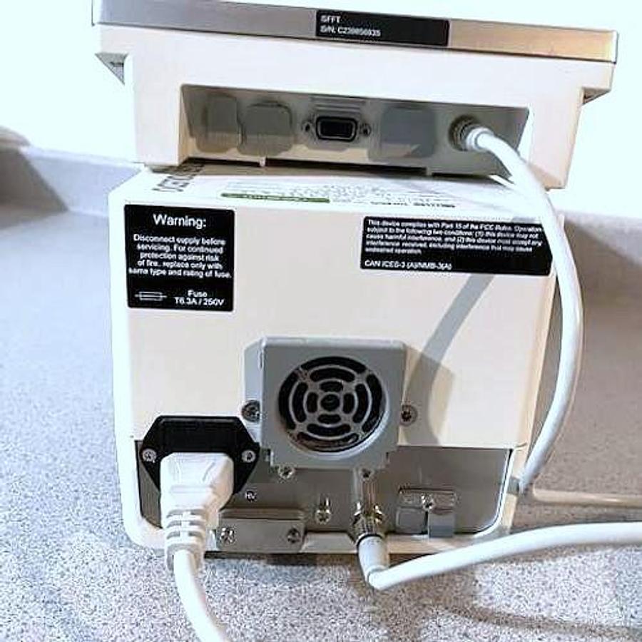 Used Mettler Toledo Halogen Moisture Analyzer HS153