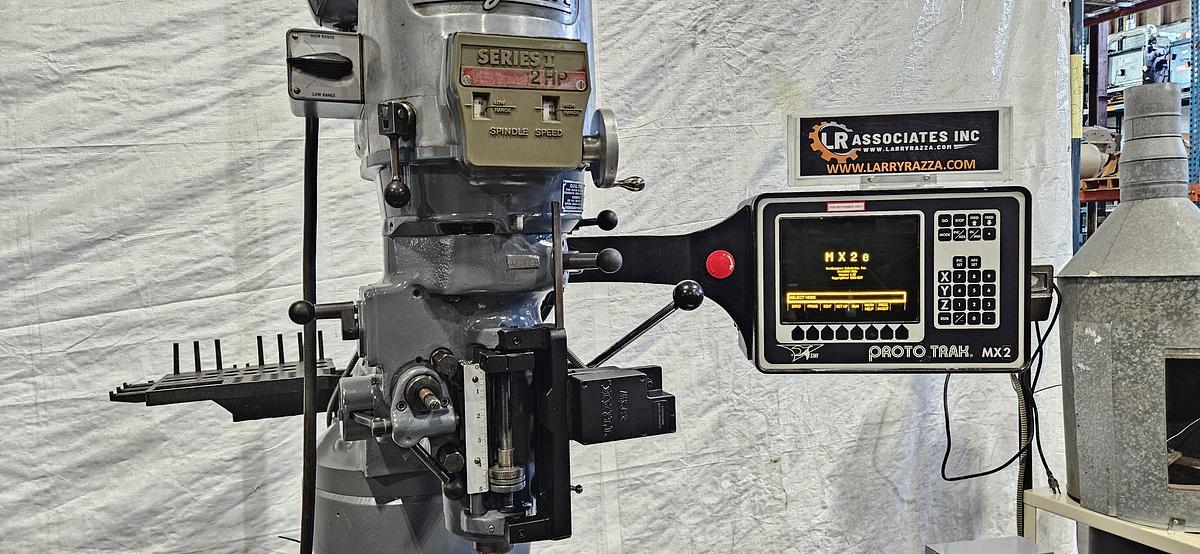 Used BRIDGEPORT SERIES I 2HP VERTICAL MILL – PROTOTRAK MX2 2-AXIS CNC / CONVERSATIONAL CONTROL – POWER FEED – VISE – COLLETS – 480V 3 PHASE – RUNNING