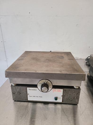 Used Thermolyne Type 2200 Hot Plate Laboratory Heating Table 120V