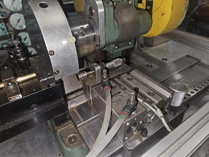 Used Automatic Tube or Rod Cutting Sawing Machine Feed & Cut Continuously cuts length