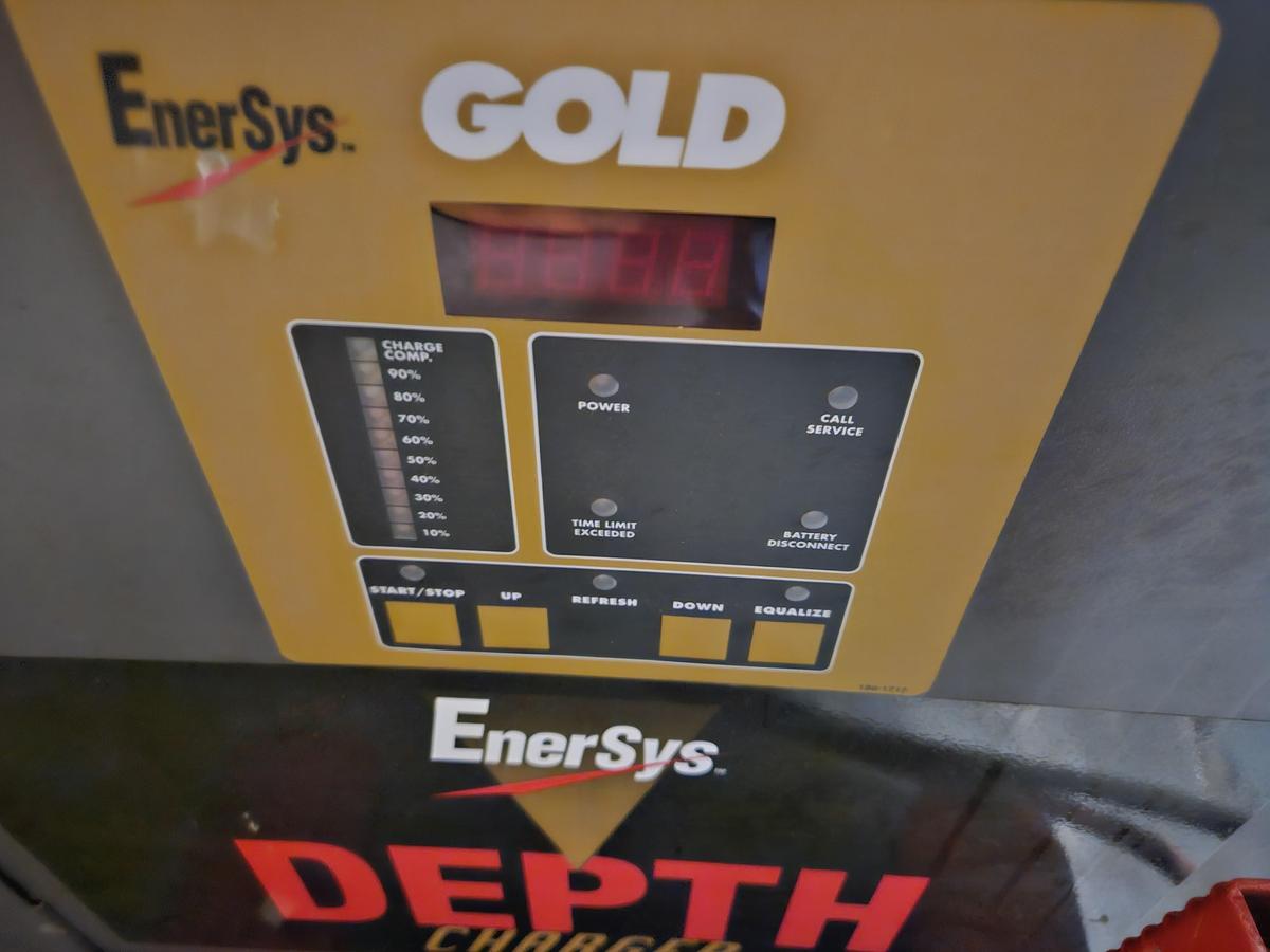 Used Raymond Standup Fork Lift 2007 Narrow Aisle 3000 Lb Triple Mast 260" height with Reaching Forks Forklift