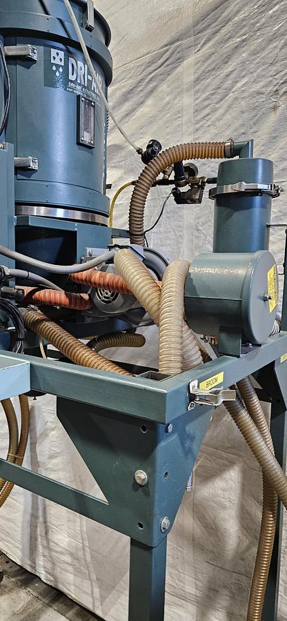 Used DRI-AIR ARID-X 35HM DESICCANT RESIN DRYER – DUAL RECEIVER CONTROL – DIGITAL DEW POINT SYSTEM – 480V 3 PHASE – TESTED
