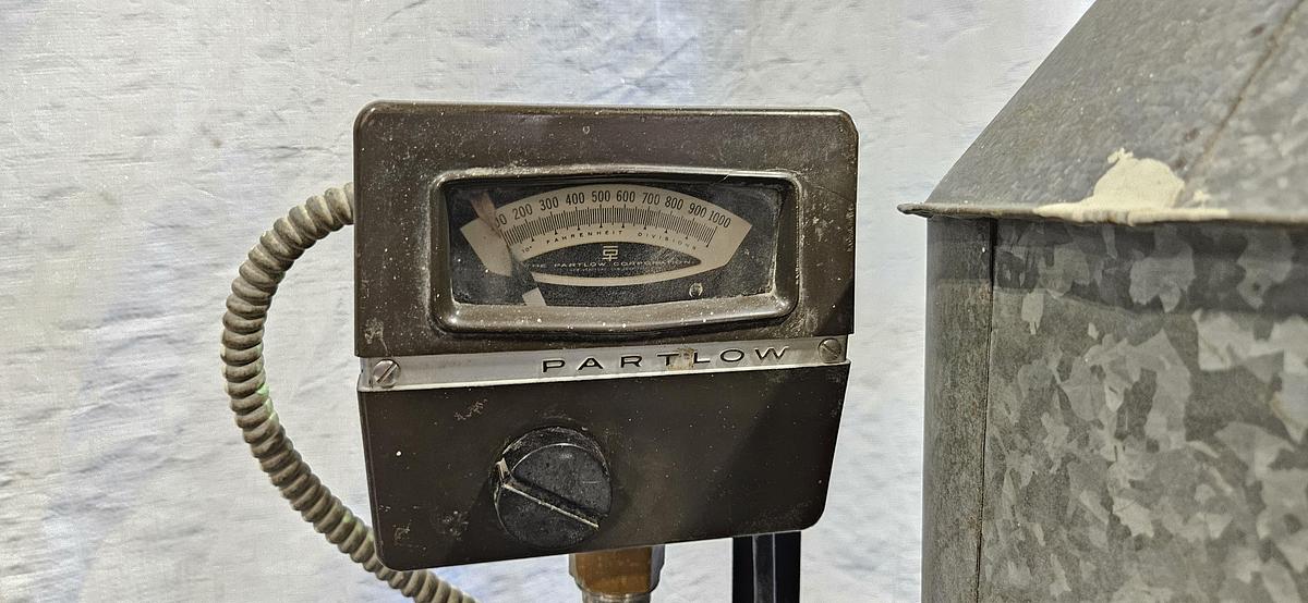 Used CHARLES HONES 160 LB GAS / PROPANE METAL MELTING FURNACE – LEAD, PEWTER, ZINC & ZAMAK ALLOYS – PARTLOW TEMPERATURE CONTROL – EXHAUST HOOD – REFURBISHED – TESTED