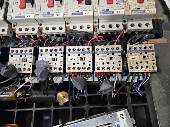 Used 7 Telemecanique LP1K 0910BD3 Motor Starters and 5 Schneider LP1K0910BD3 Contactors ONE PRICE FOR ALL!