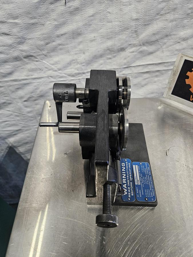 Used ST. MARY MODEL 525M SPIN ROLL – PRECISION PART ROTATOR – TOOLROOM INSPECTION FIXTURE – EXCELLENT CONDITION