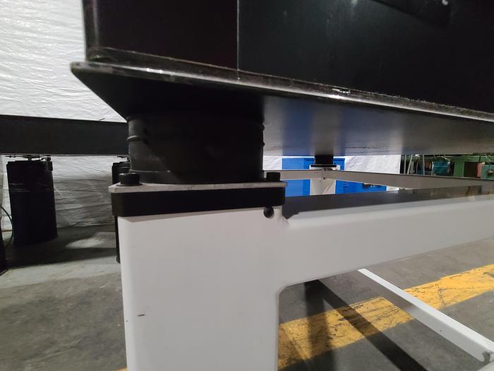 Used Newport Isostation Isolated Vibration Table Workstation