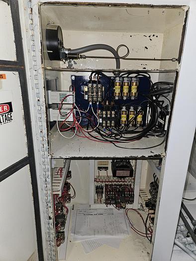 Used Wabash 100 Ton Hydraulic Press Model# 100-2424-STMAC with Heated Platens Molding & Laminating 