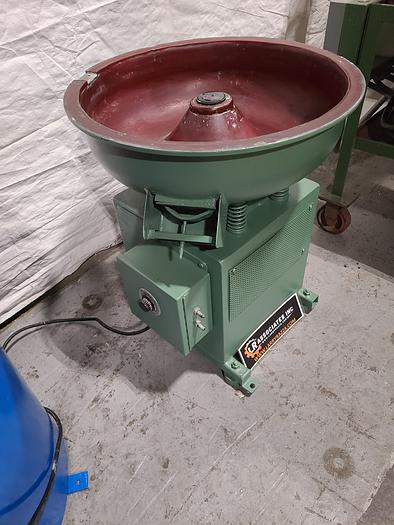 Used Ultramatic 24 Inch Vibratory Finishing Machine 110 Volts