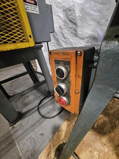 Used 5 Ton Perkins Punch Press Air Clutch & Air Brake Palm Buttons anti-tiedown VFD Stamping Press
