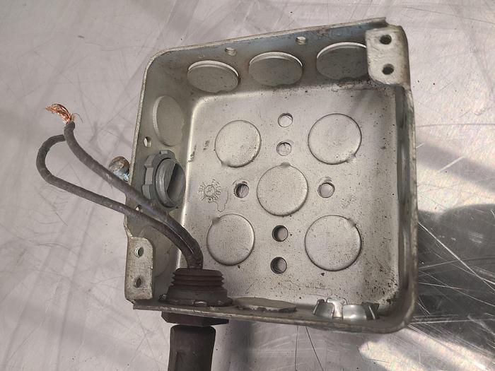 Used 20 Inch Work Light Goose Neck Industrial Seam Punk Lamp Machine Articulating 110V