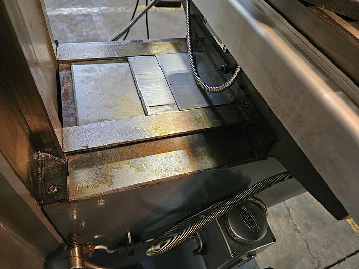 Used Clark Variable Speed Milling Machine DRO Power Feed Rotating Vise & Collets