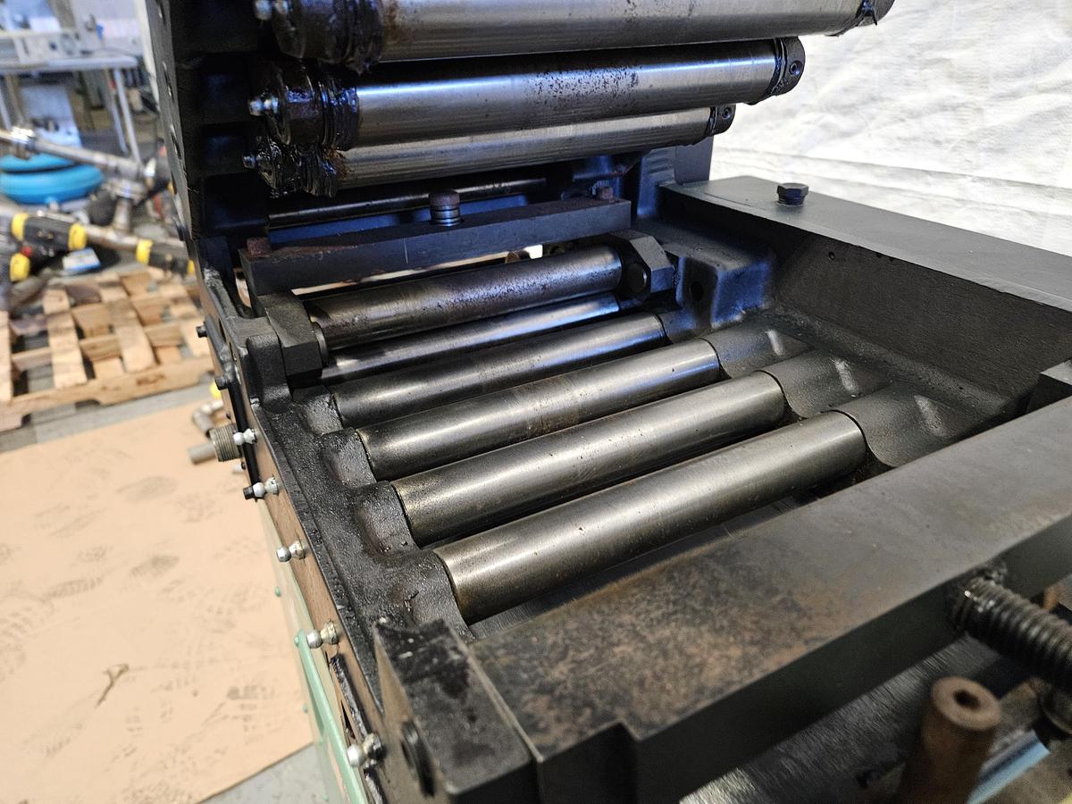 Used RAPID-AIR SS8-A POWERED STOCK STRAIGHTENER – 8" WIDTH CAPACITY – VARIABLE SPEED – ELECTRONIC LOOP CONTROL – 220V / 3 PHASE