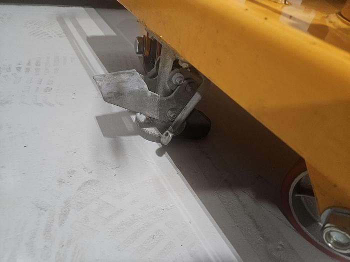 Used Hydraulic Post Lift Table 2000 Lb Capacity 59 Inch Raised Height Table is 24x36 Inch 