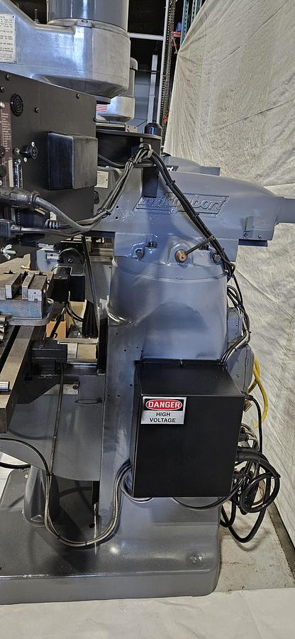 Used BRIDGEPORT SERIES I 2HP VERTICAL MILL – PROTOTRAK MX2 2-AXIS CNC / CONVERSATIONAL CONTROL – POWER FEED – VISE – COLLETS – 480V 3 PHASE – RUNNING