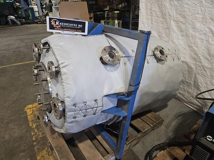 Used 175 Gallon Super Heavy Duty Stainless Steel Horizontal High Pressure Vessel Holding Tank Rated at 300F to -20F @ 90 PSIG Built in 2010