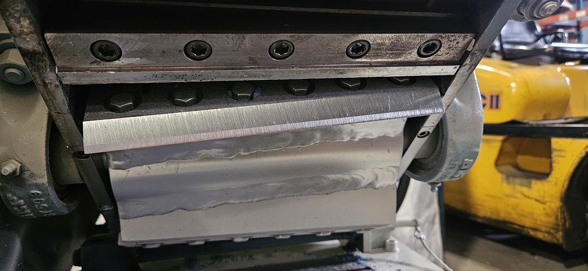 Used NELMOR G810LS LOW-SPEED PLASTIC GRANULATOR – 8" X 10" – 3 HP – GEARED LOW-SPEED DRIVE – 230V 3 PHASE – SHARP KNIVES – BIN DISCHARGE – HEAVY-DUTY