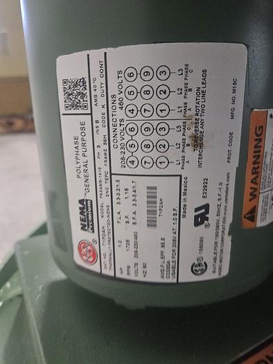 Refurbished New Holland Refurbished K-24 12" Spin Dryer 480V with Electric Heat and NEW Polypro Basket!!