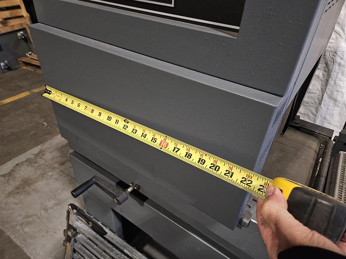 Used Heat Seal Plastic Shrink Wrap Packaging Machine Model HDS115/8IP