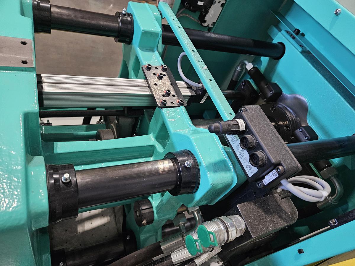 Used 2016 Arburg 470 C 1500-400 Golden Edition 165 Ton 6.5 oz. Allrounder Injection Molding Machine PRISTINE!!!