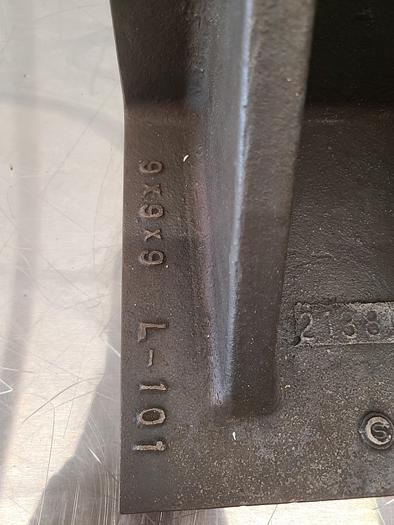 Used 9 x 9 inch Steel Knee for Milling Gring Set Up Welding Square 90 Degree Angle Plate Mounting