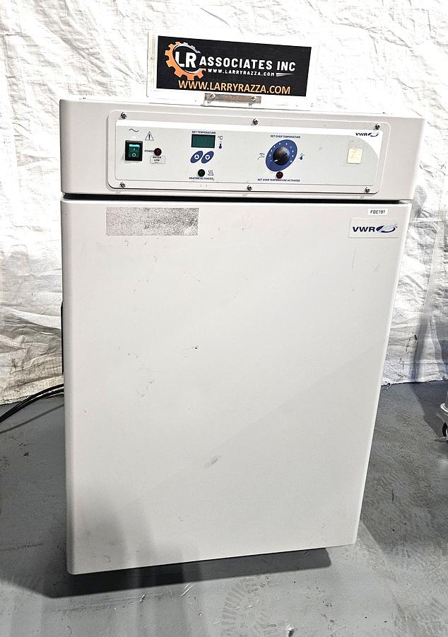 Used VWR MODEL 3015 WATER-JACKETED LABORATORY INCUBATOR – HEATED DOOR – 115V – TESTED & RUNNING PERFECTLY